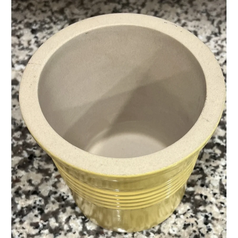 PAMPERED CHEF Utensil Crock Family Heritage Stoneware Bread Yellow